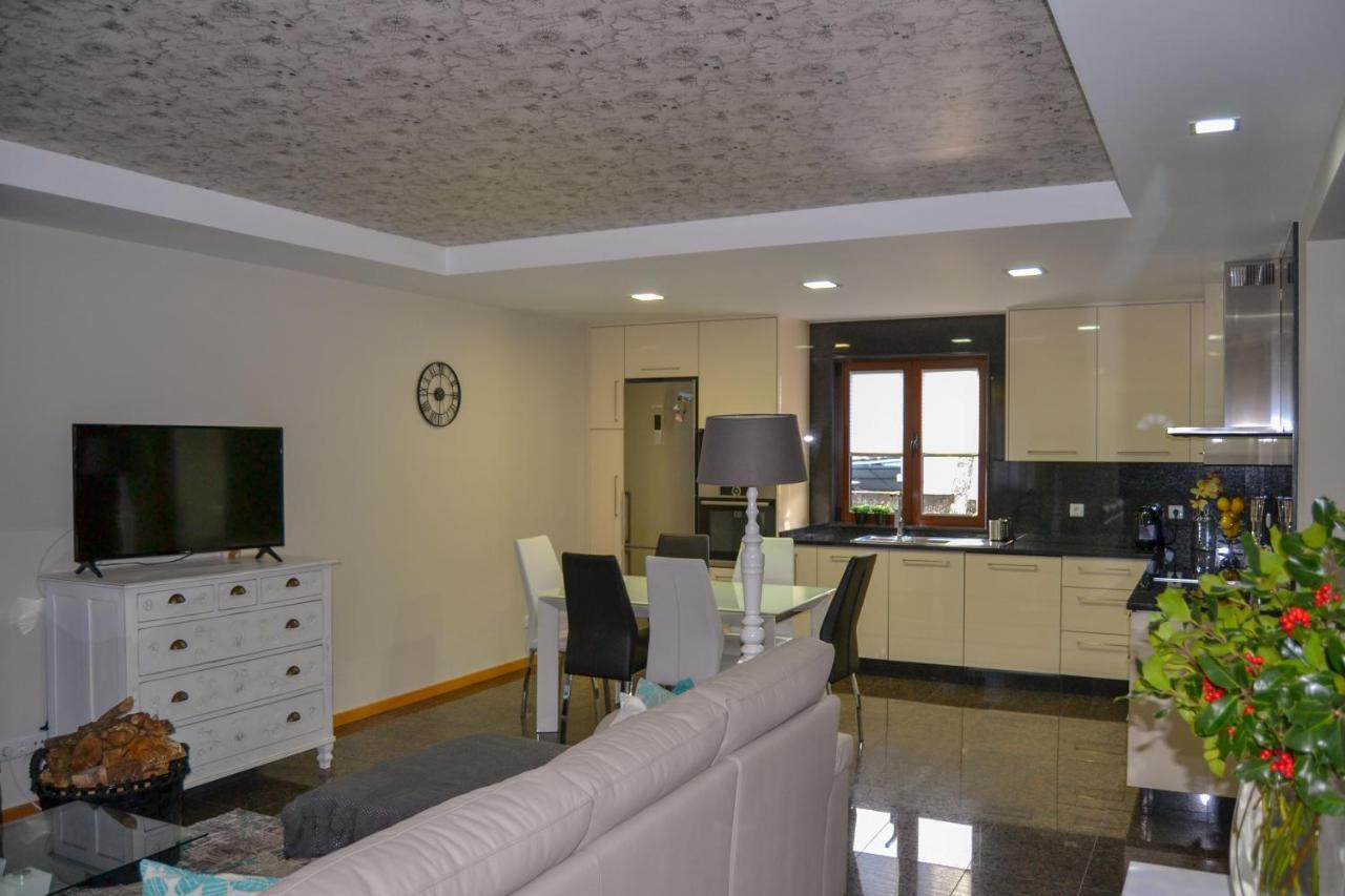 Casinha Do Eido Novo - Alojamento Local วาเลนซา ภายนอก รูปภาพ